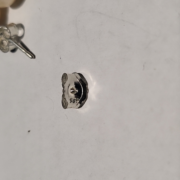 Pearl earrings - Picture 2 of 2